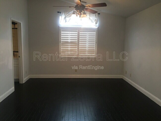 Building Photo - 3746 Pheasant Ct