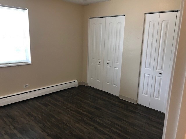 Building Photo - 1829 Warren Ave