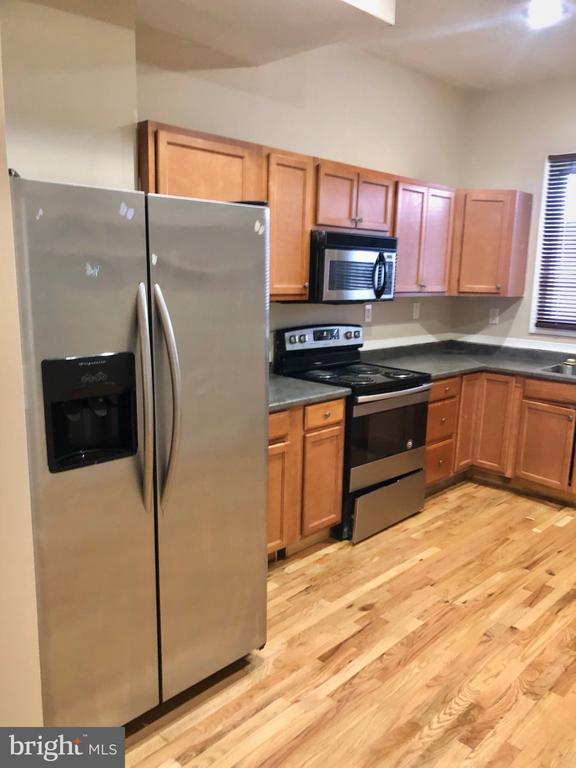 Building Photo - 3418 E Baltimore St