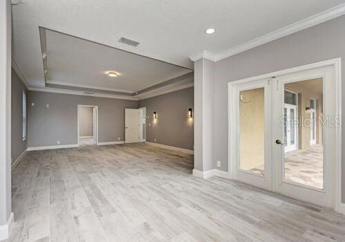 Building Photo - 1648 Bayshore Dr