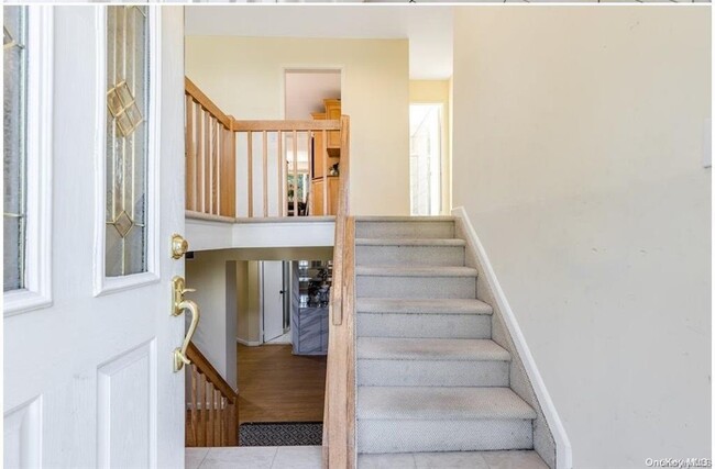 Building Photo - 261 Gramercy Dr
