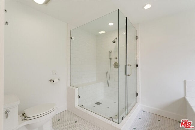 Building Photo - 1324 El Hito Cir