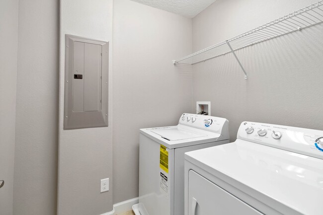 Building Photo - MOVE IN SPECIAL- 3/2.5 Beautiful Energy Ef...