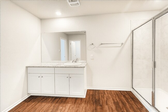 Building Photo - 10514 Egremont