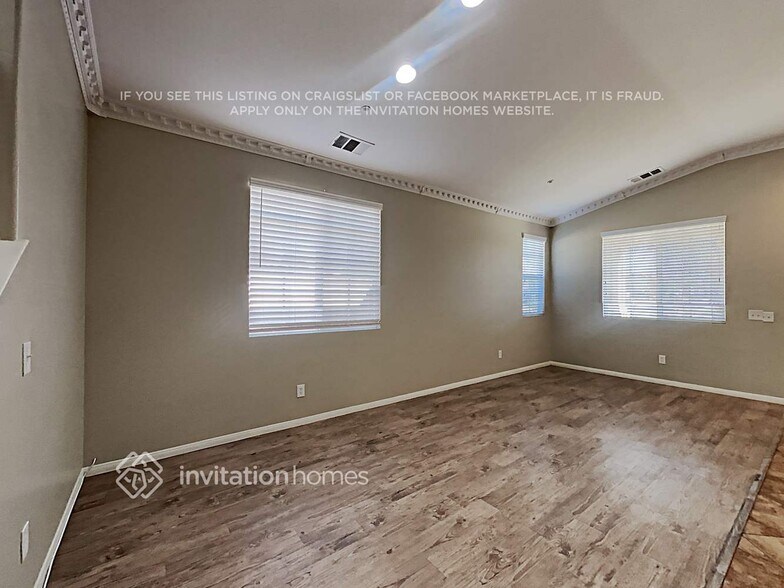 Building Photo - 7502 Sultana Ave