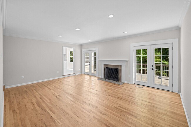 Building Photo - 6609 Heidi Ct