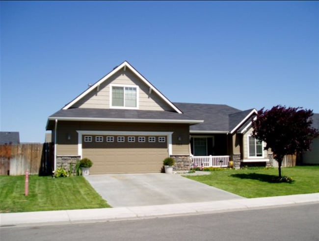 Primary Photo - 5315 Weston Ave