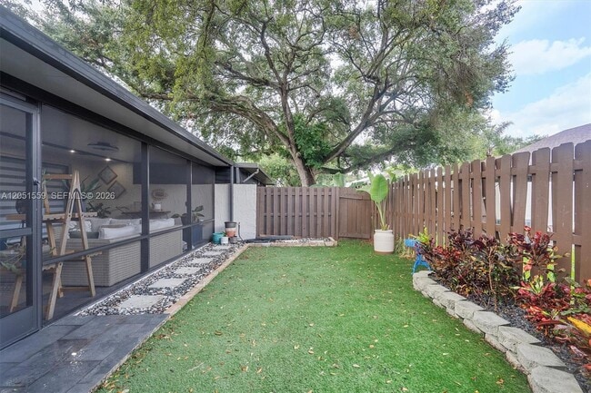Building Photo - 1581 NW 98th Way