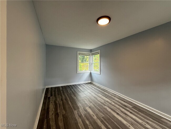 Building Photo - 1305 Curtis St