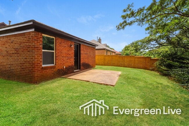 Building Photo - 4117 Bona Terra St