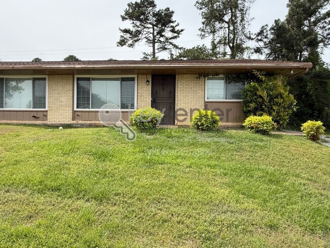 Building Photo - 3973 Teakwood Dr