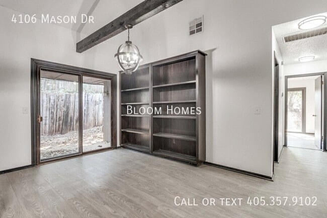 Building Photo - 4106 Mason Dr