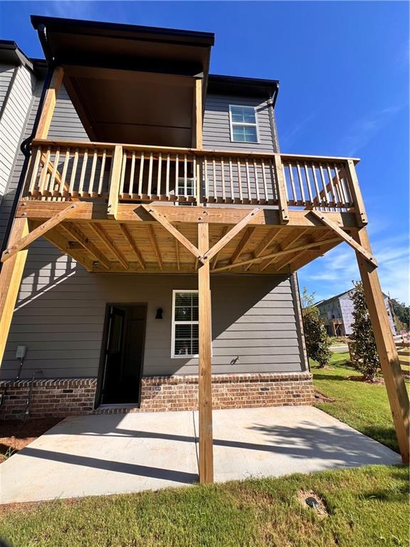 Building Photo - 1355 Oak Dr