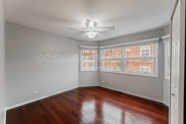 Building Photo - 5424 S Ellis Ave