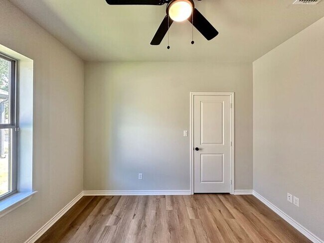 Building Photo - Tour Today! New Construction 4 Bed 2 Bath Triplex!