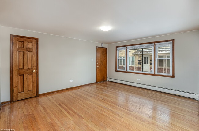 Building Photo - 3619 W 120th St