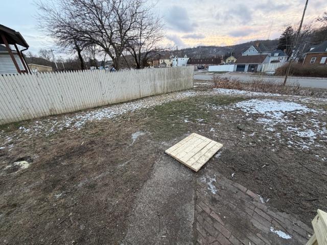 Building Photo - 1620 6th Ave