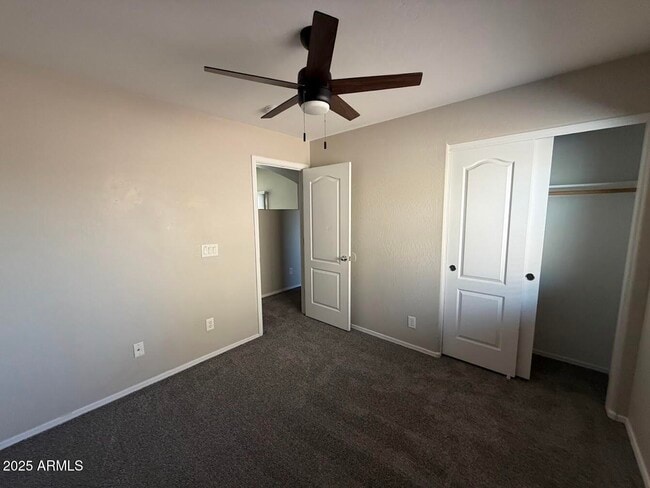 Building Photo - 11283 W Harrison St