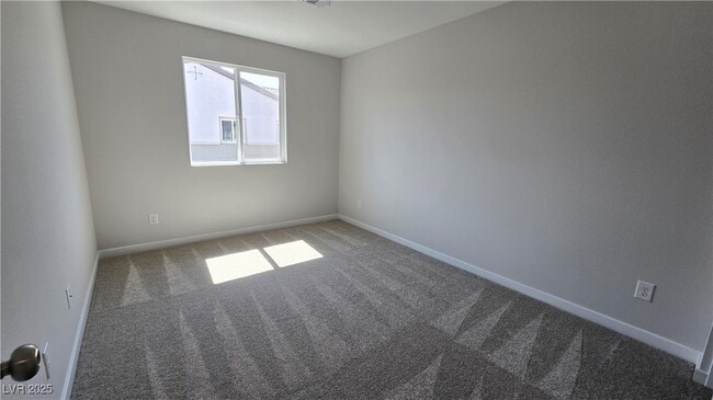 Building Photo - 988 Gearus Pl