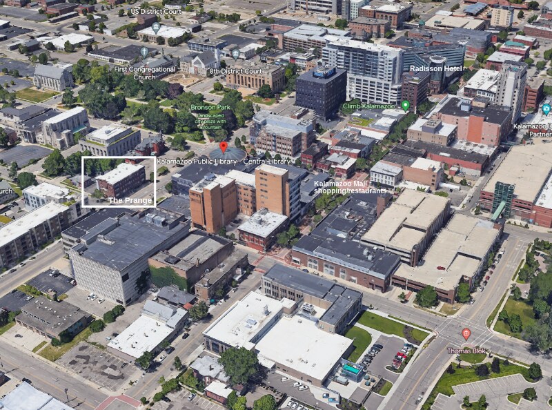 Building Photo - 346 S Rose St