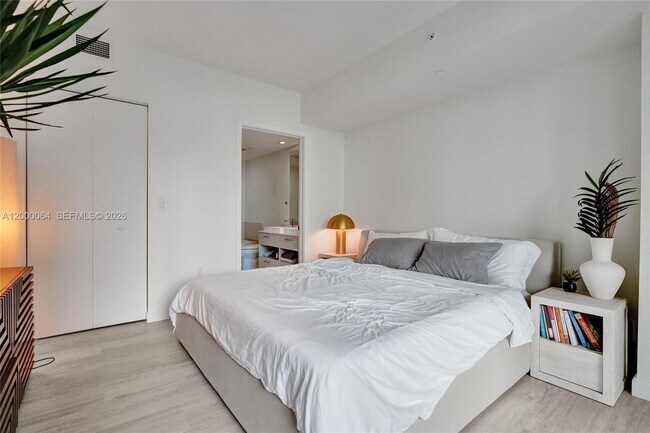 Building Photo - 45 SW 9th St