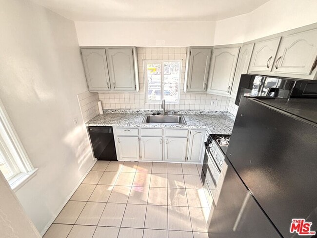 Building Photo - 3509 Arroyo Seco Ave