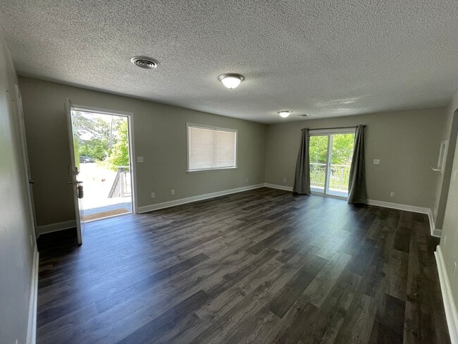 Building Photo - 90 Bradley Branch Rd