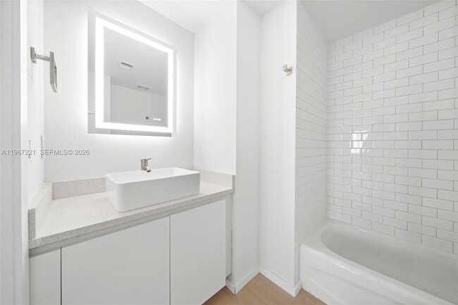 Building Photo - 3500 Coral Wy