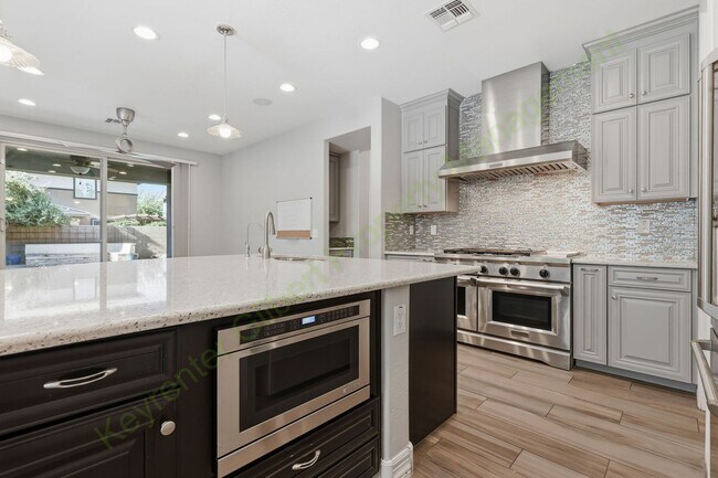 Building Photo - Stunning Gilbert Home in Morrison Ranch – Modern Living in a Prime Location!