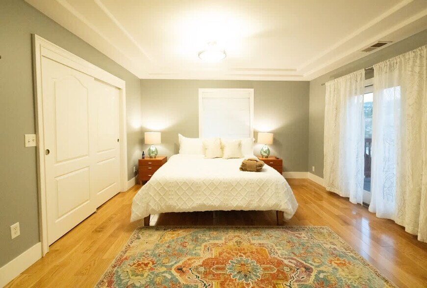 Building Photo - 3920 Ardley Ave