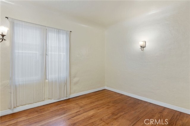 Building Photo - 1506 Bayview Dr