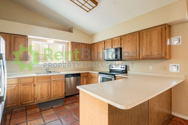 Building Photo - CALL US TODAY AT (505) 808-6467 TO SCHEDUL...