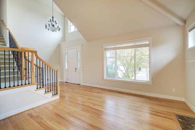 Building Photo - 4bd/2.5ba Lynnwood House