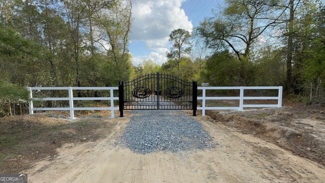 Building Photo - 412 Hummingbird Way