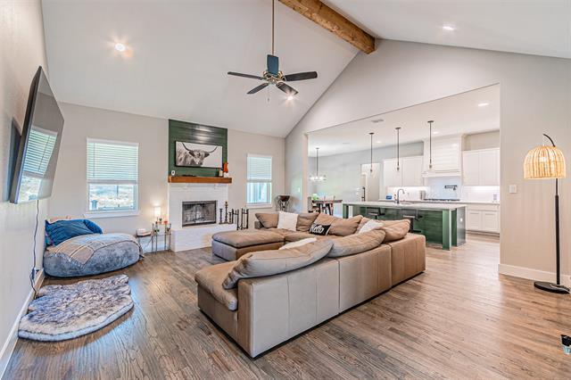 Building Photo - 204 Grace Ct