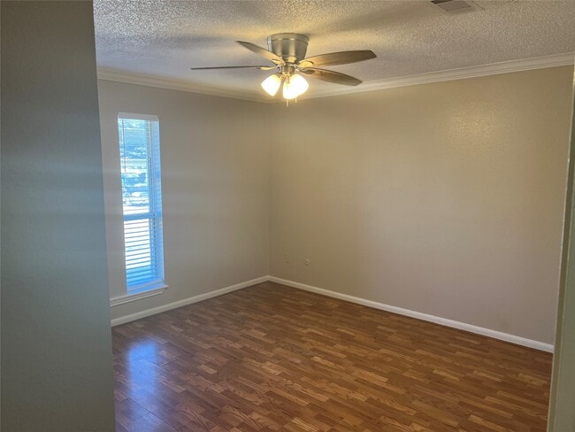 Building Photo - 5115 Autumn Forest Dr