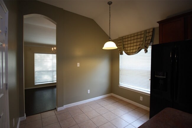 Building Photo - 7038 Cornflower Ln