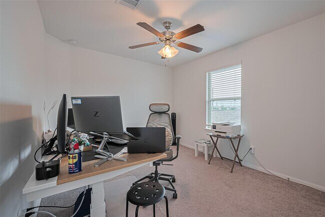 Building Photo - 14214 Singing Oaks Trl