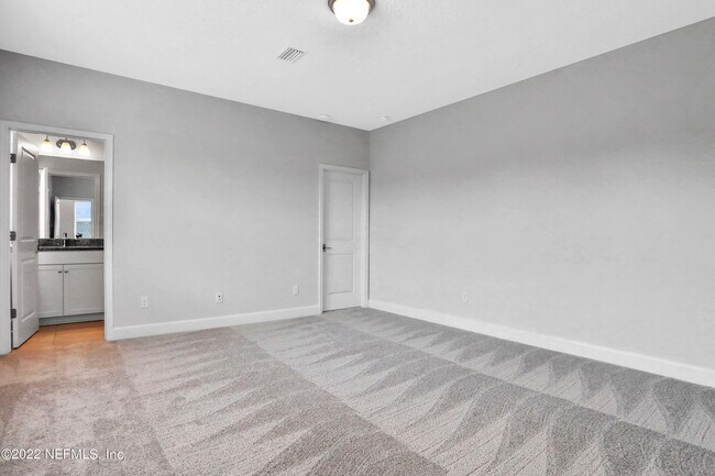 Building Photo - 351 Millenia Dr