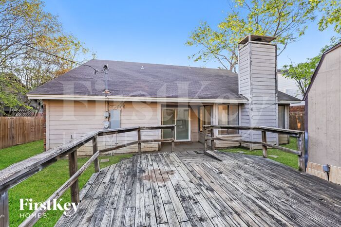 Building Photo - 6014 Glenwood Dr