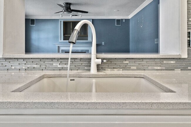 Building Photo - Beautiful 5 bedroom home in Grassfield Area of Chesapeake, VA