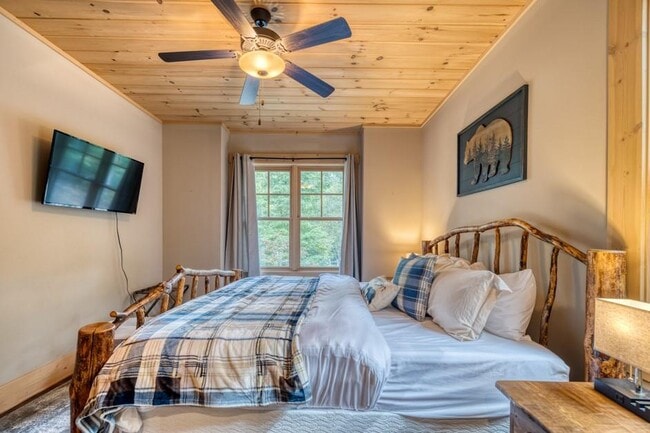 Building Photo - 111 Watkins Farm Rd