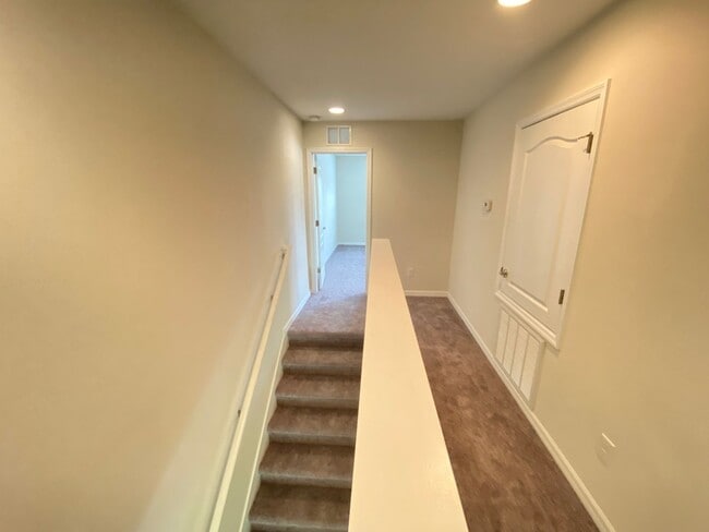 Building Photo - 600 Northern Way