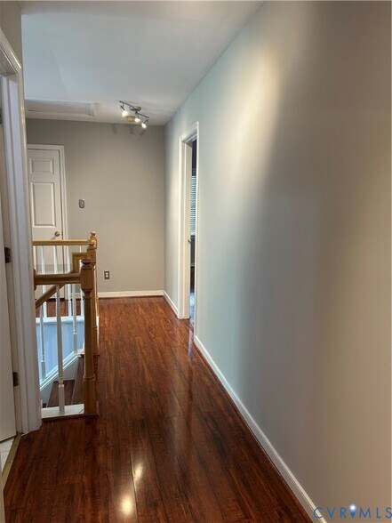 Building Photo - 12305 Maybrook Ln