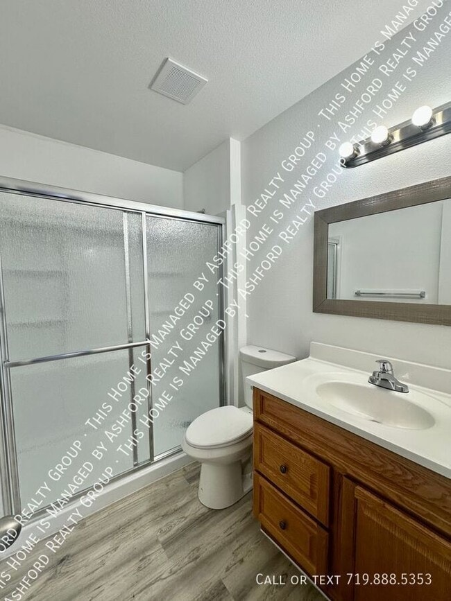 Building Photo - 1120 Yuma St