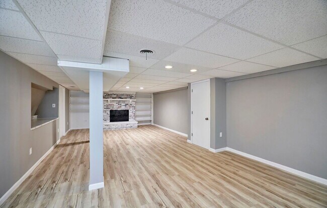 Building Photo - 11003 Fawnhaven Dr