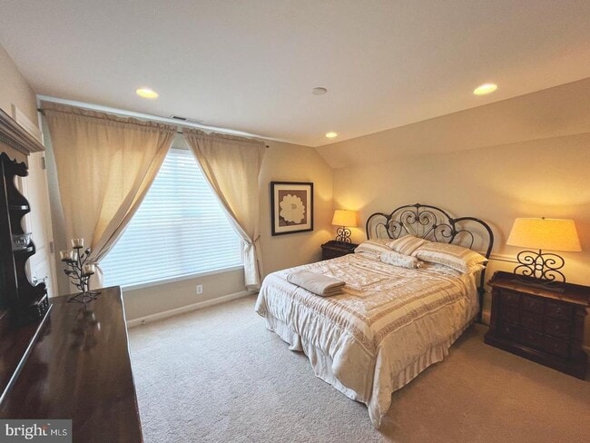 Building Photo - 615 Prizer Ct