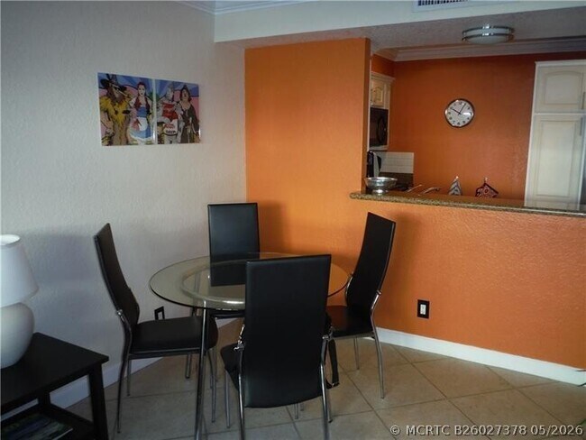 Building Photo - 1515 E Broward Blvd