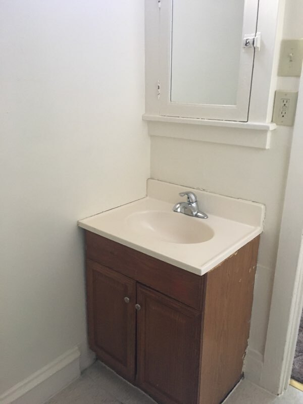 bathroom - 303 Locust St