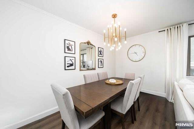 Building Photo - 141 Park Ave